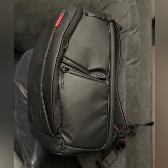 PGYTECH ONEMO CAMERA BAGPACK (bagpack only) - Picture 2 of 12